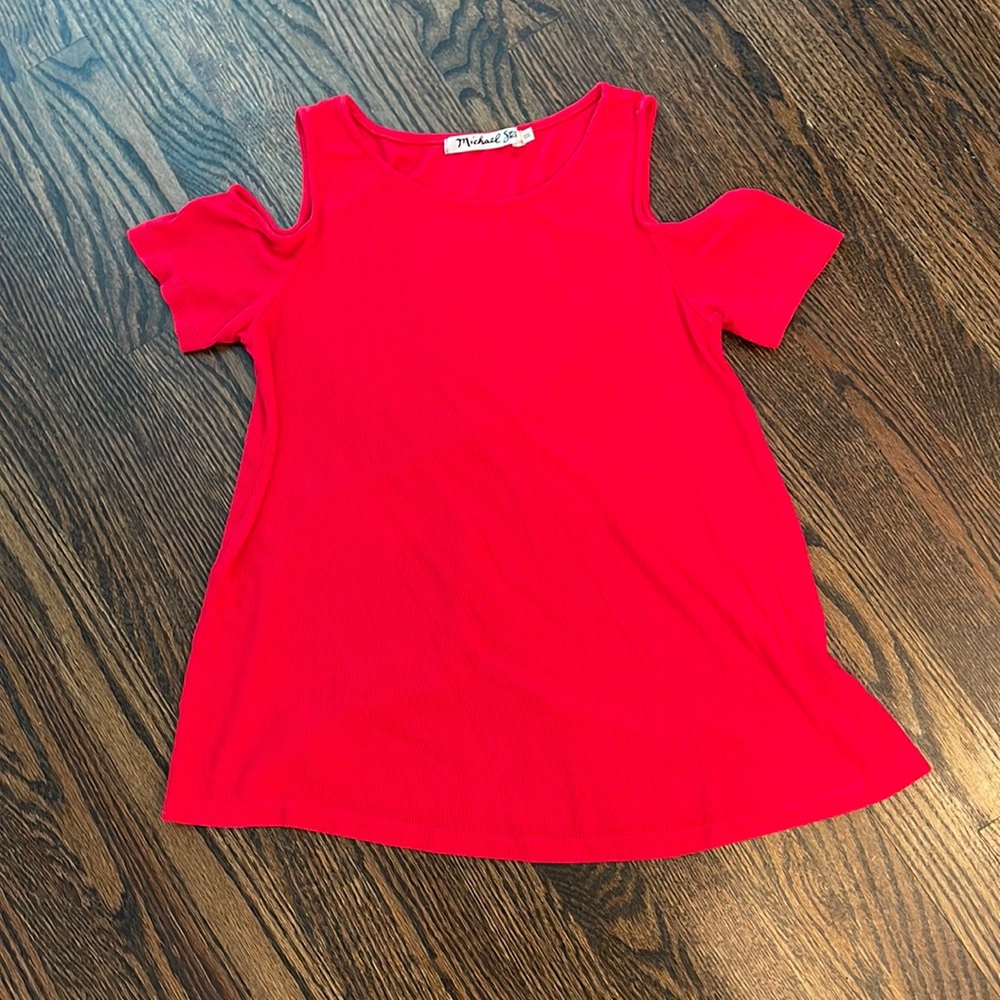 NWOT Michael Stars Ribbed Cold Shoulder Top in Red!‎